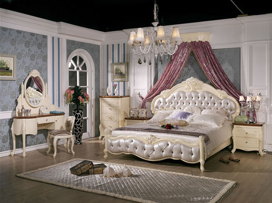 Queen Villa Carved European Style Bedroom Sets Light Luxury Wedding Bedding Sets